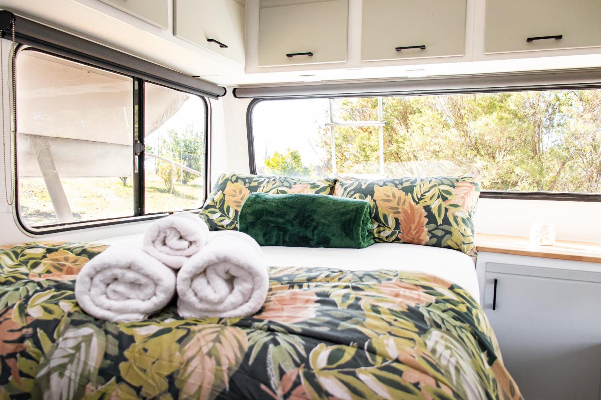 Tranquility Farmstays Уинтъртън Екстериор снимка